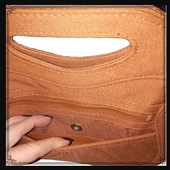 Vintage Light Brown Canvas Handbag - Picture 2 of 7